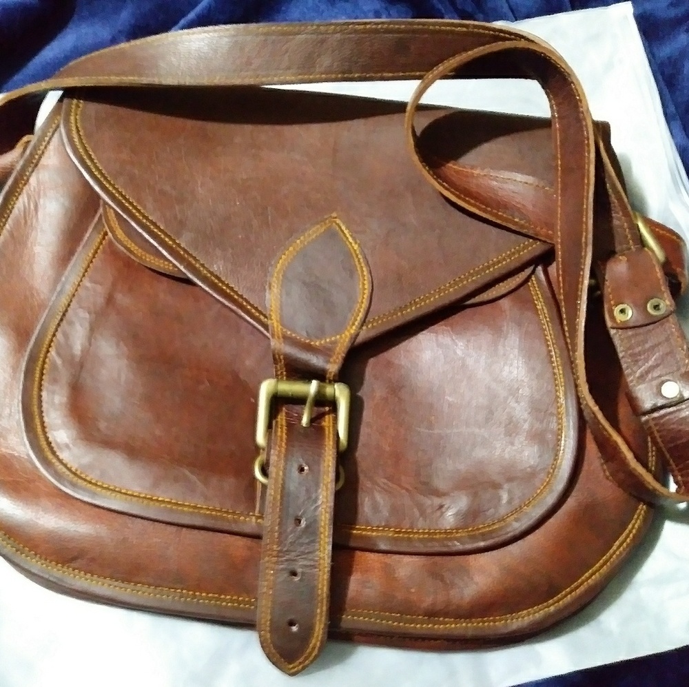 New leather purse